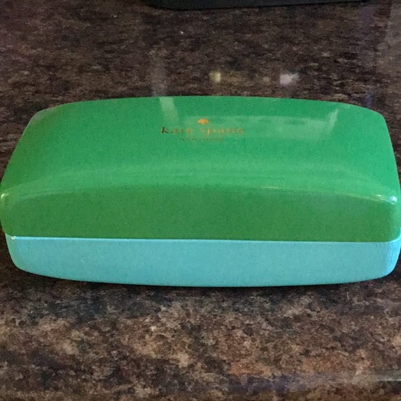 Glasses Case - Picture 2 of 3